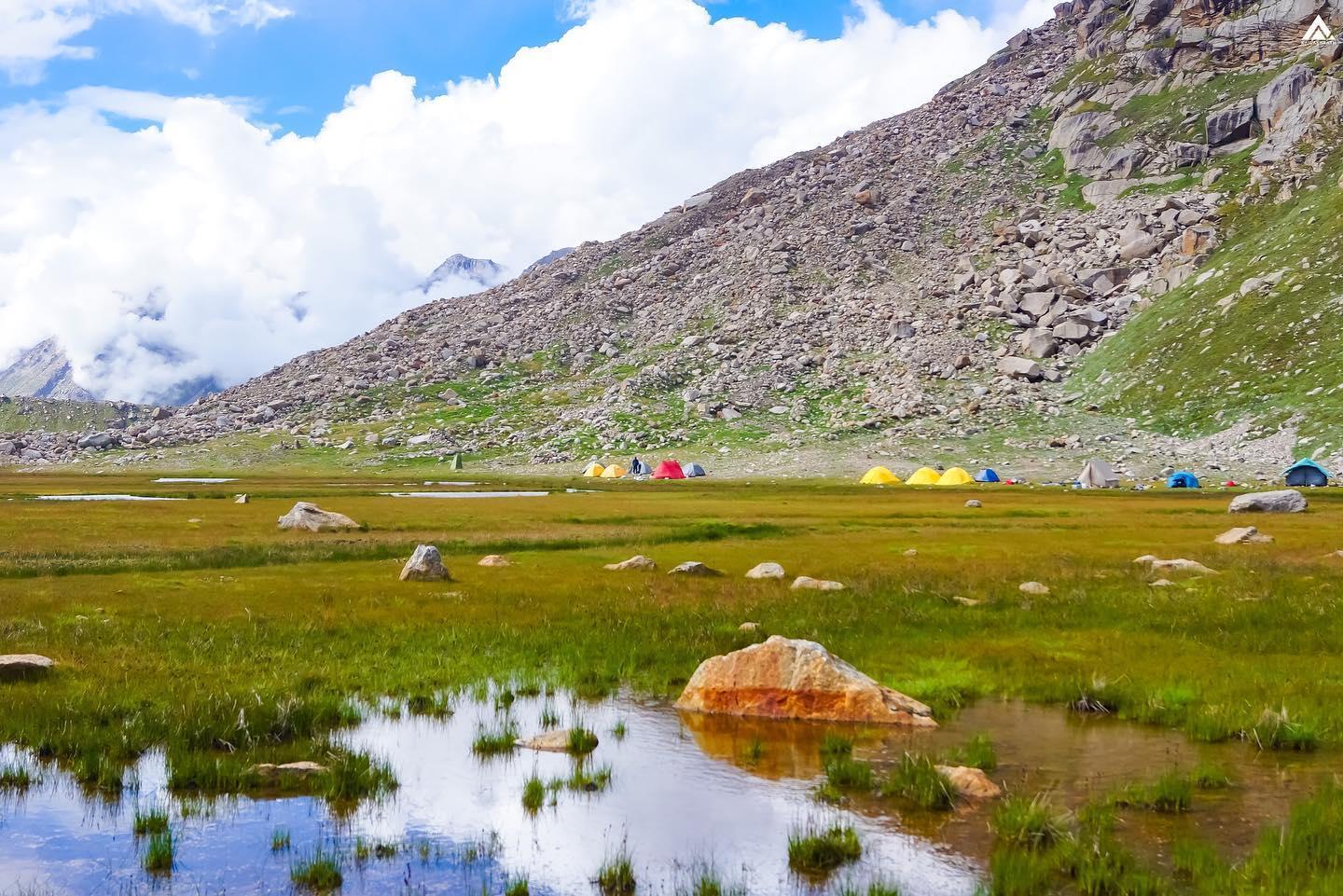 Parvati's Lap - Luxury Hostel & Villa, Lapas Village (Kasol), Parvati Valley, Himachal Pradesh — Jiwa Nala Trek