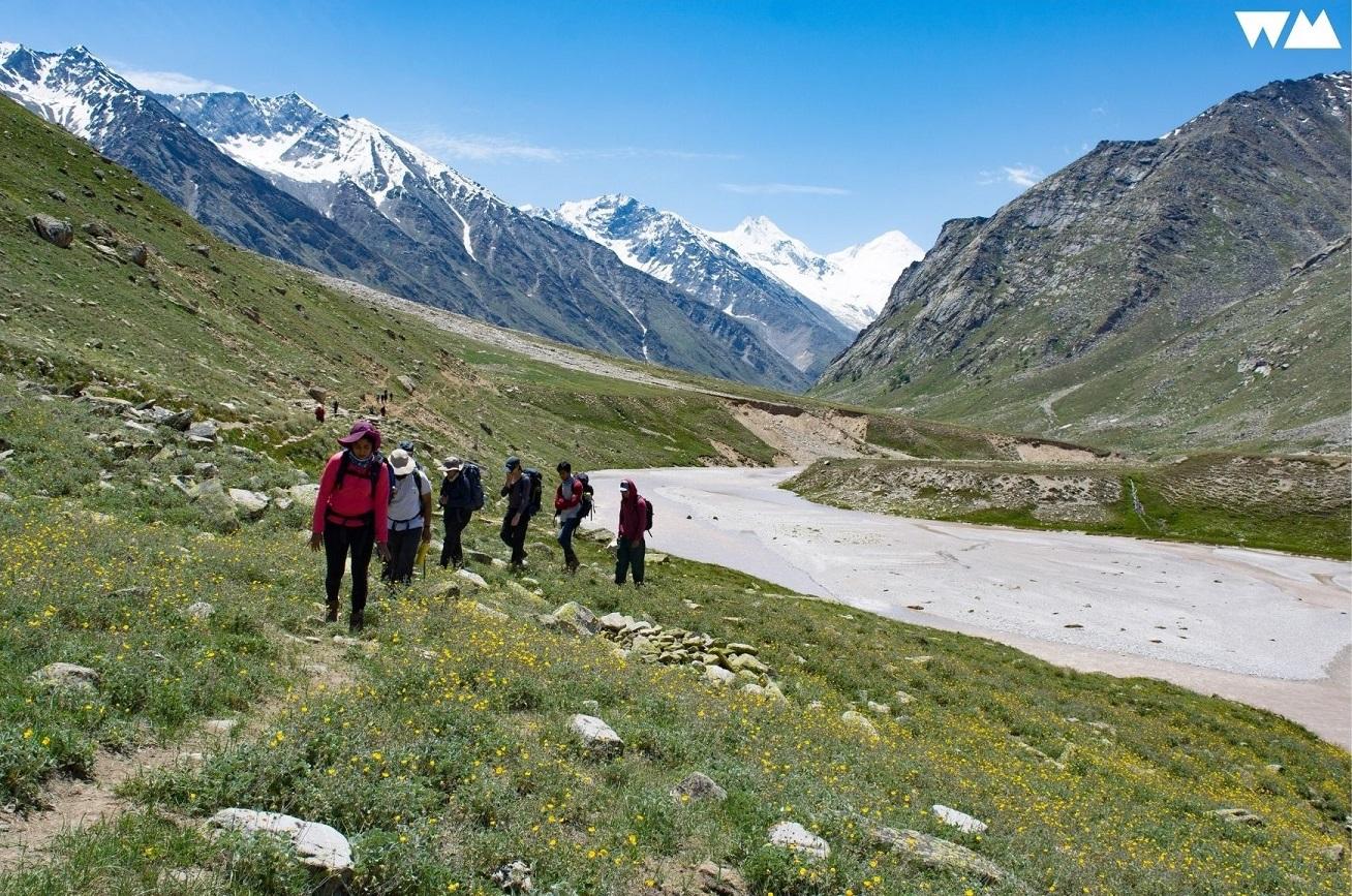 Parvati's Lap - Luxury Hostel & Villa, Lapas Village (Kasol), Parvati Valley, Himachal Pradesh — Sargi Trek